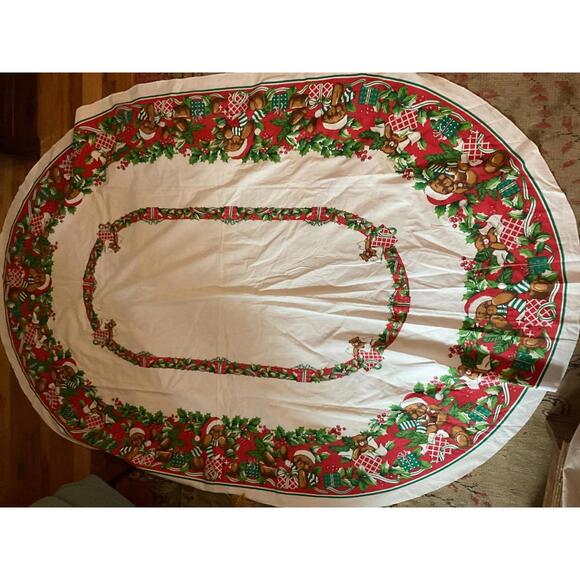 Festive Vintage Holiday Tablecloth with Christmas Bears and Holly Design - Picture 3 of 6
